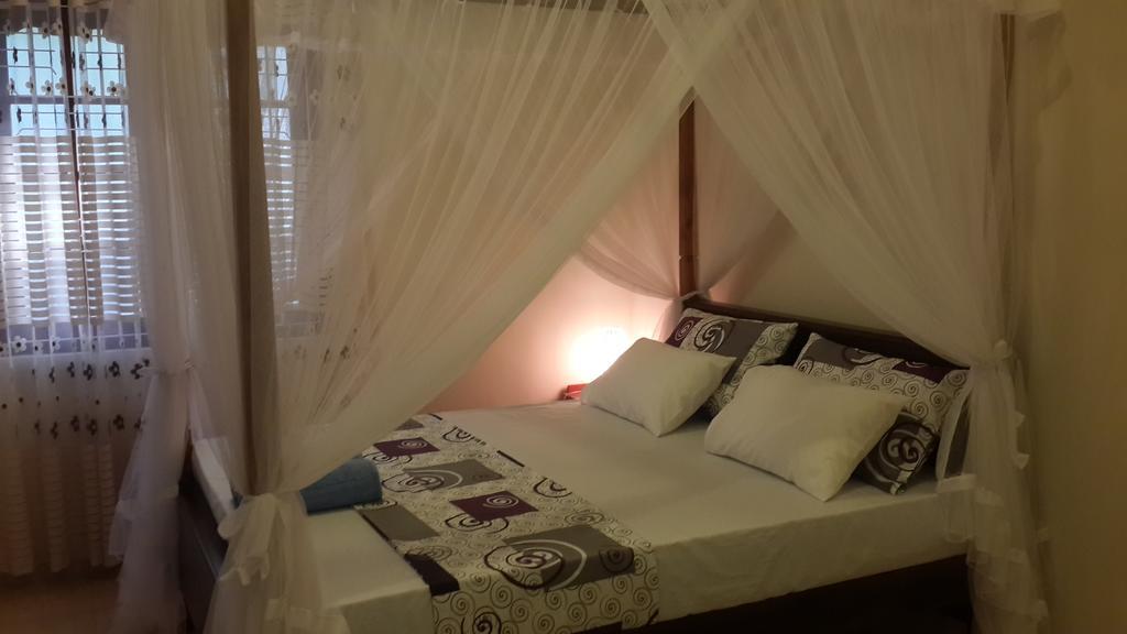 Golden Beach Rest Tangalle Exterior foto