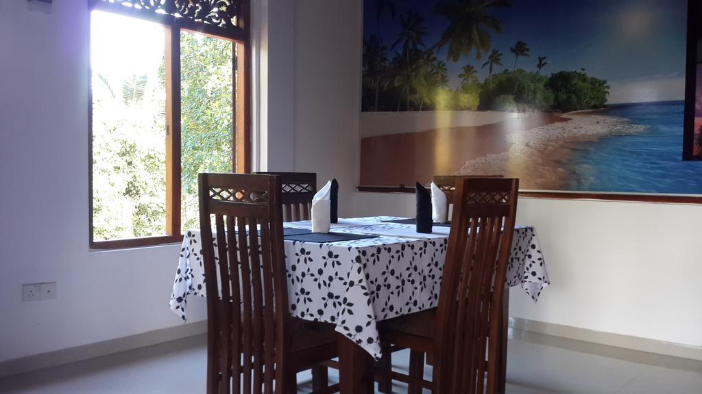 Golden Beach Rest Tangalle Exterior foto