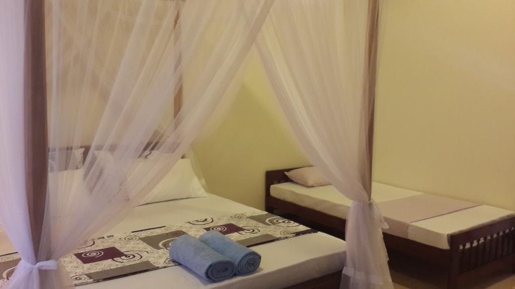 Golden Beach Rest Tangalle Exterior foto