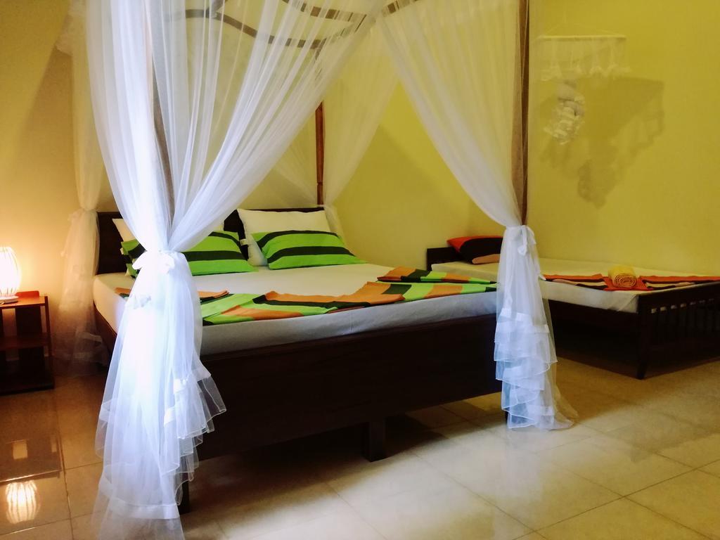 Golden Beach Rest Tangalle Exterior foto
