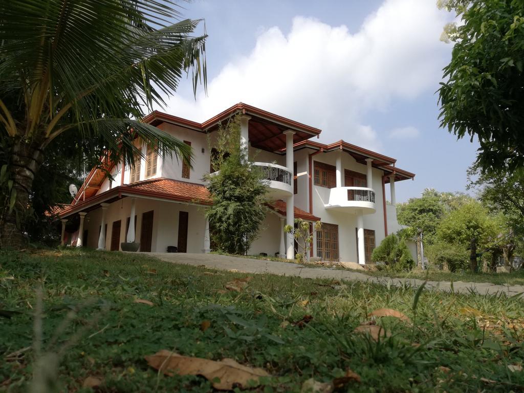 Golden Beach Rest Tangalle Exterior foto