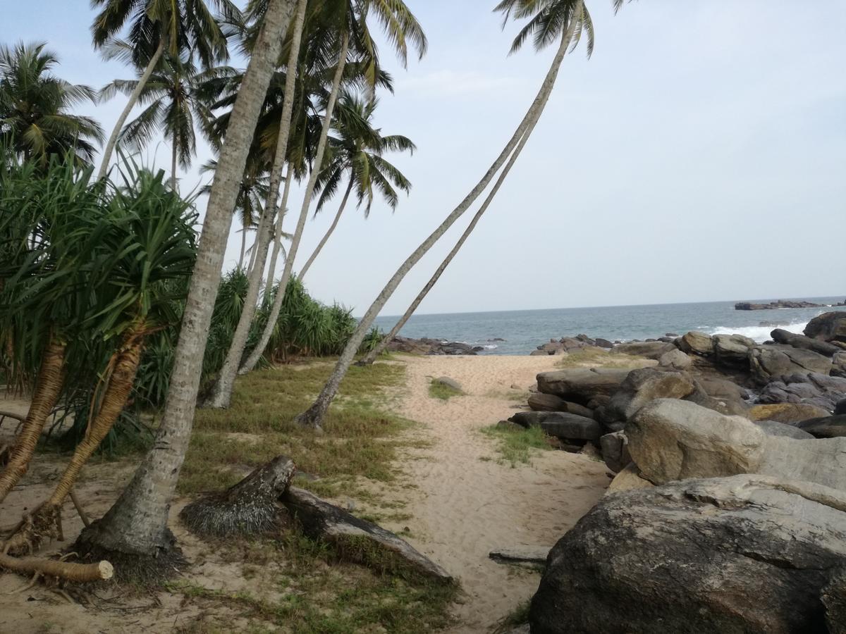 Golden Beach Rest Tangalle Exterior foto
